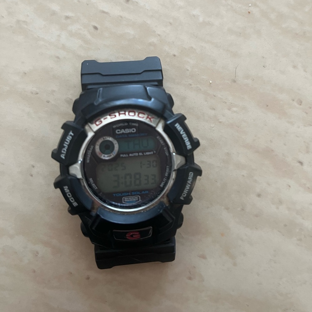 Casio G Shock 2310. Fresh battery